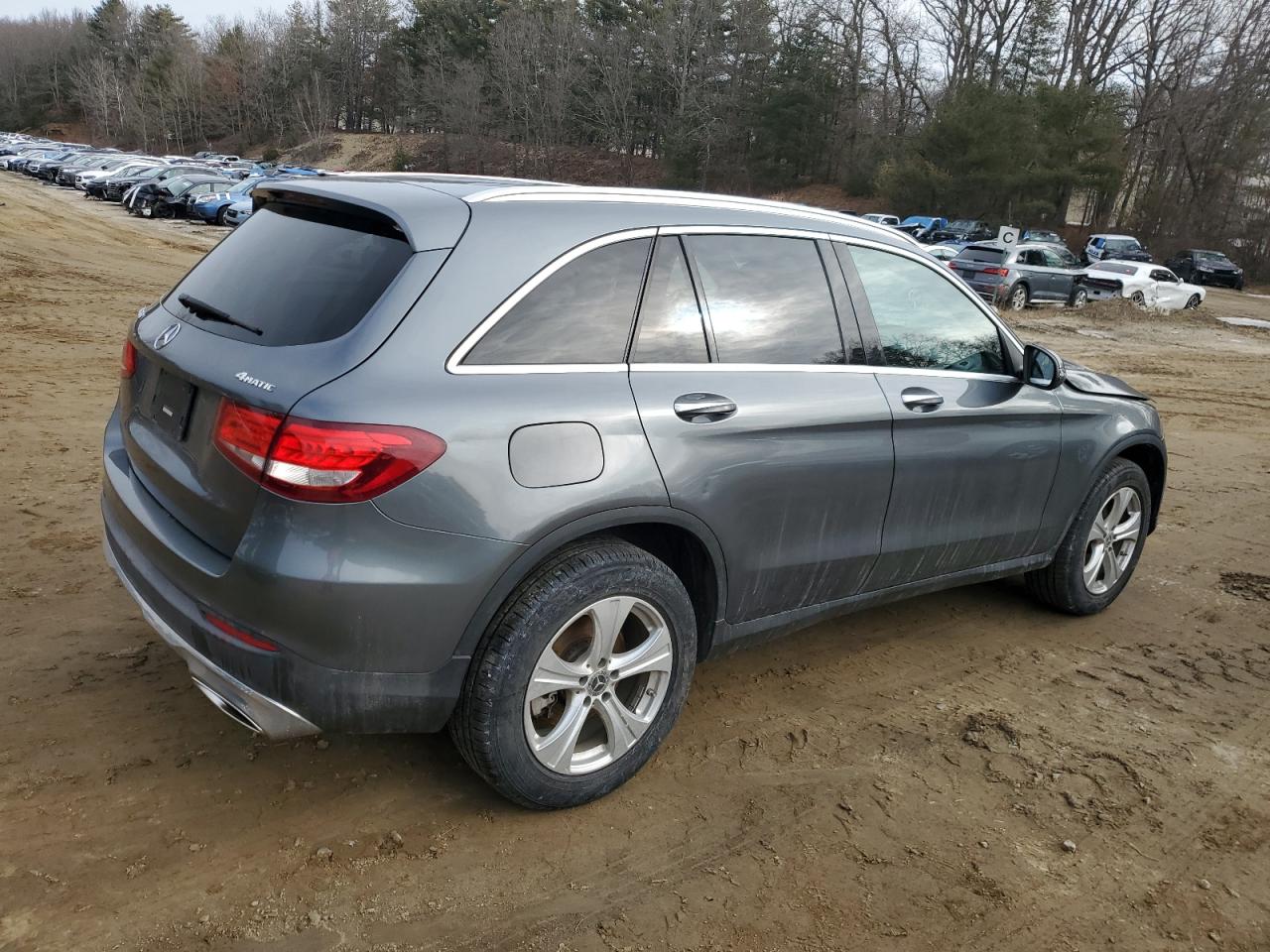2018 Mercedes-Benz GLC - Image 3