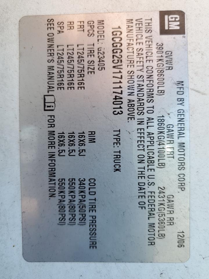 2007 Chevrolet Express - Image 12