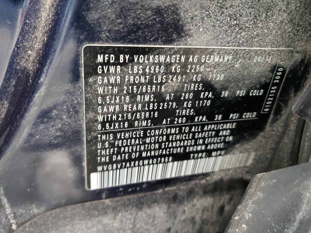 2016 Volkswagen Tiguan - Image 13