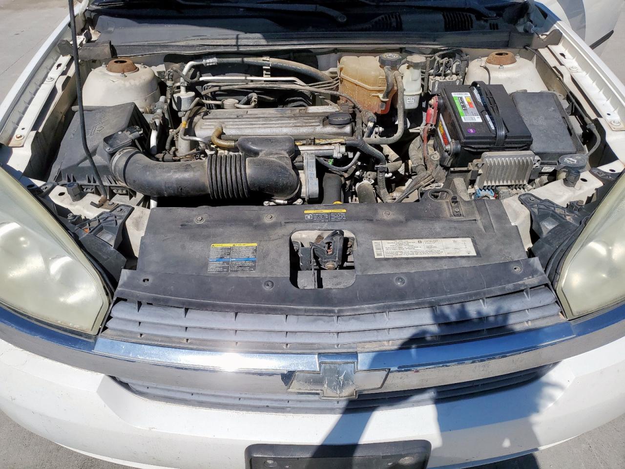 2005 Chevrolet Malibu - Image 11