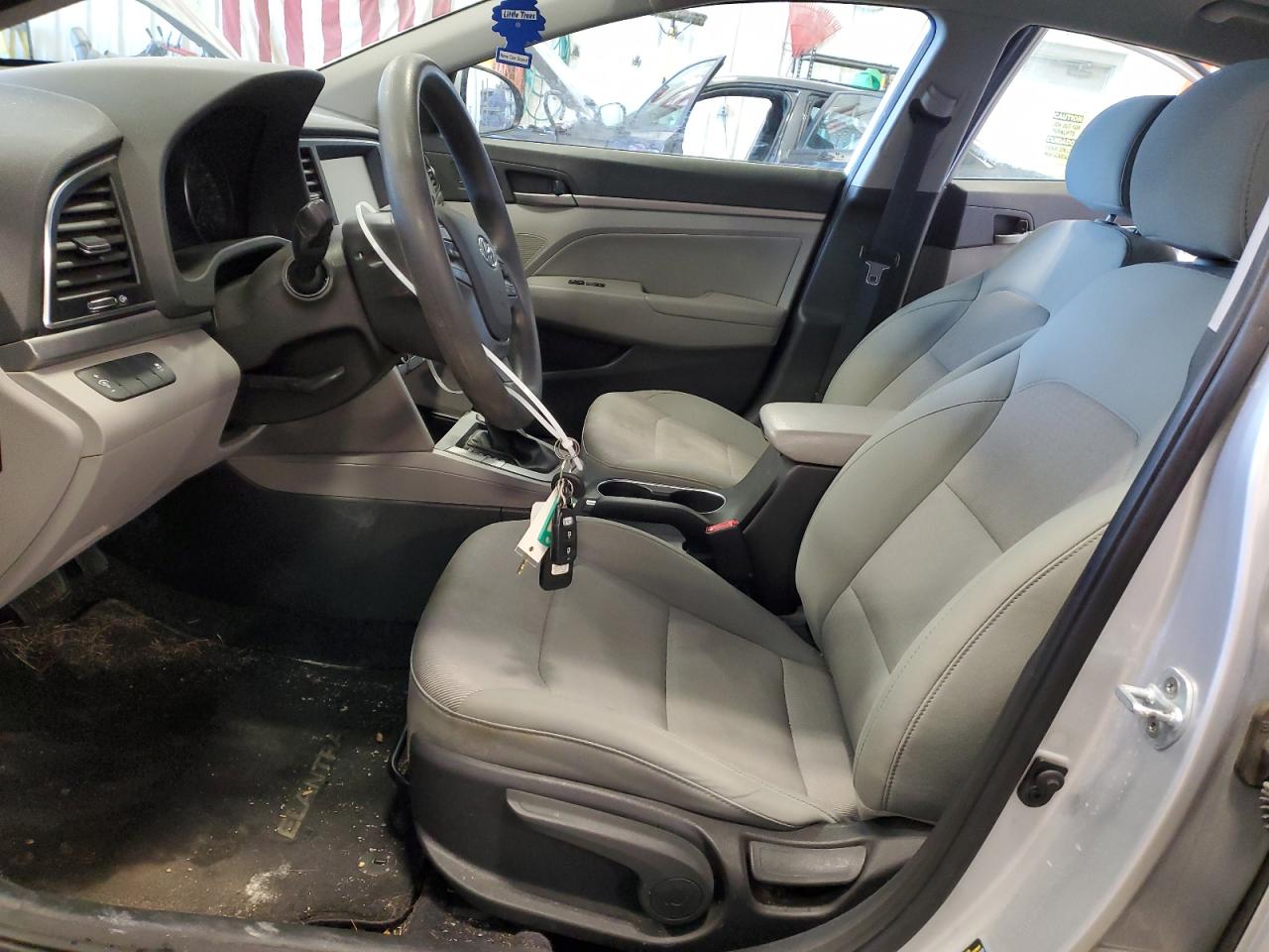2017 Hyundai Elantra - Image 7
