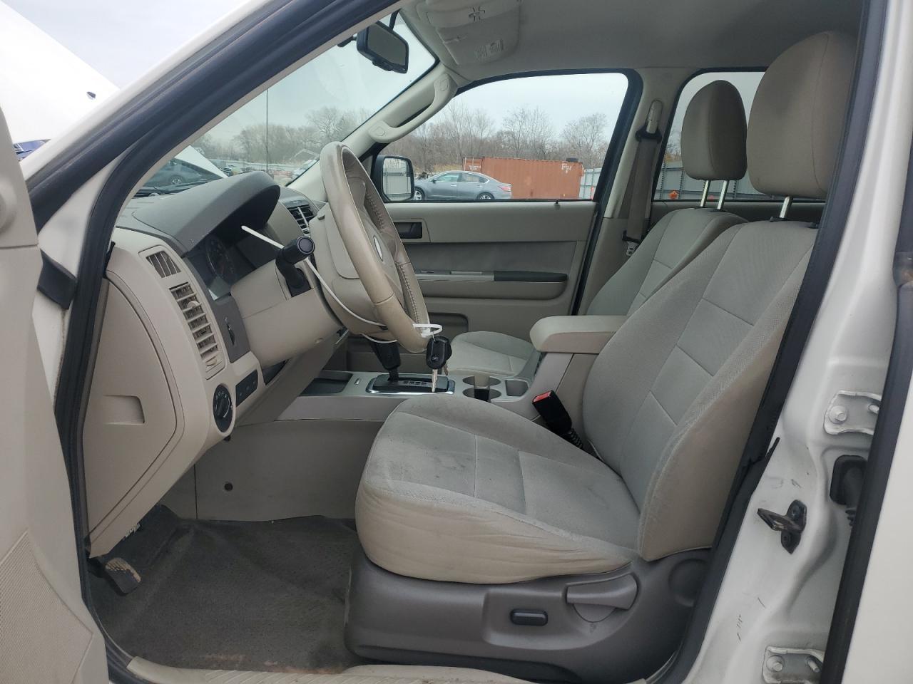 2010 Ford Escape - Image 7