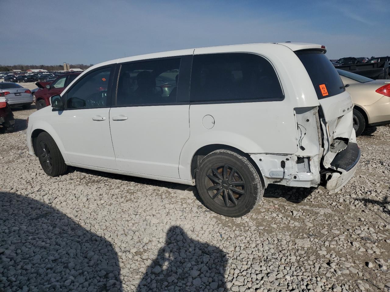 2019 Dodge Caravan - Image 2