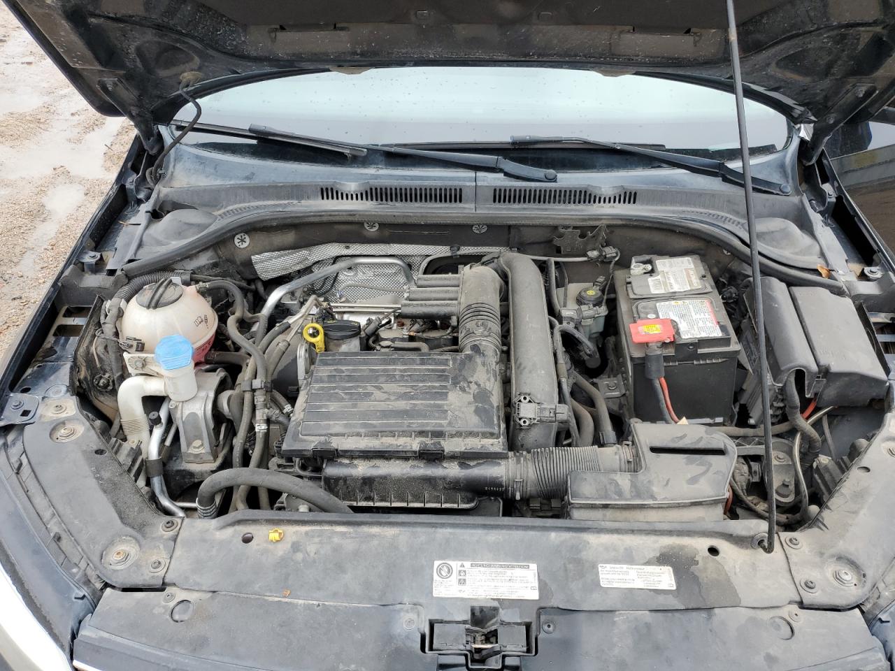 2016 Volkswagen Jetta - Image 11