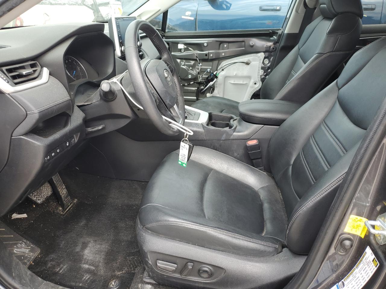 2021 Toyota RAV 4 - Image 7