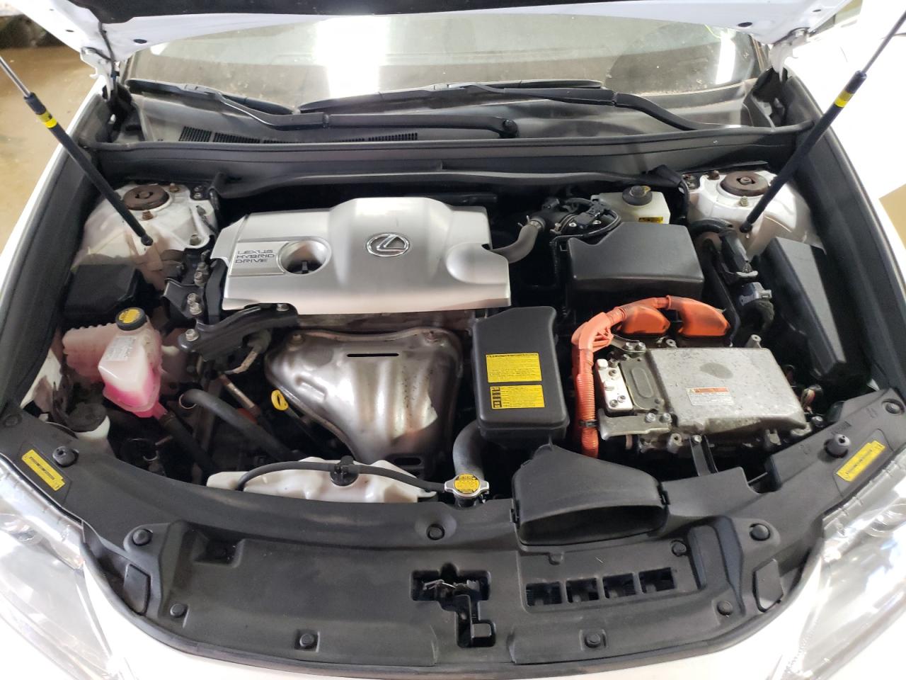 2013 Lexus ES - Image 11