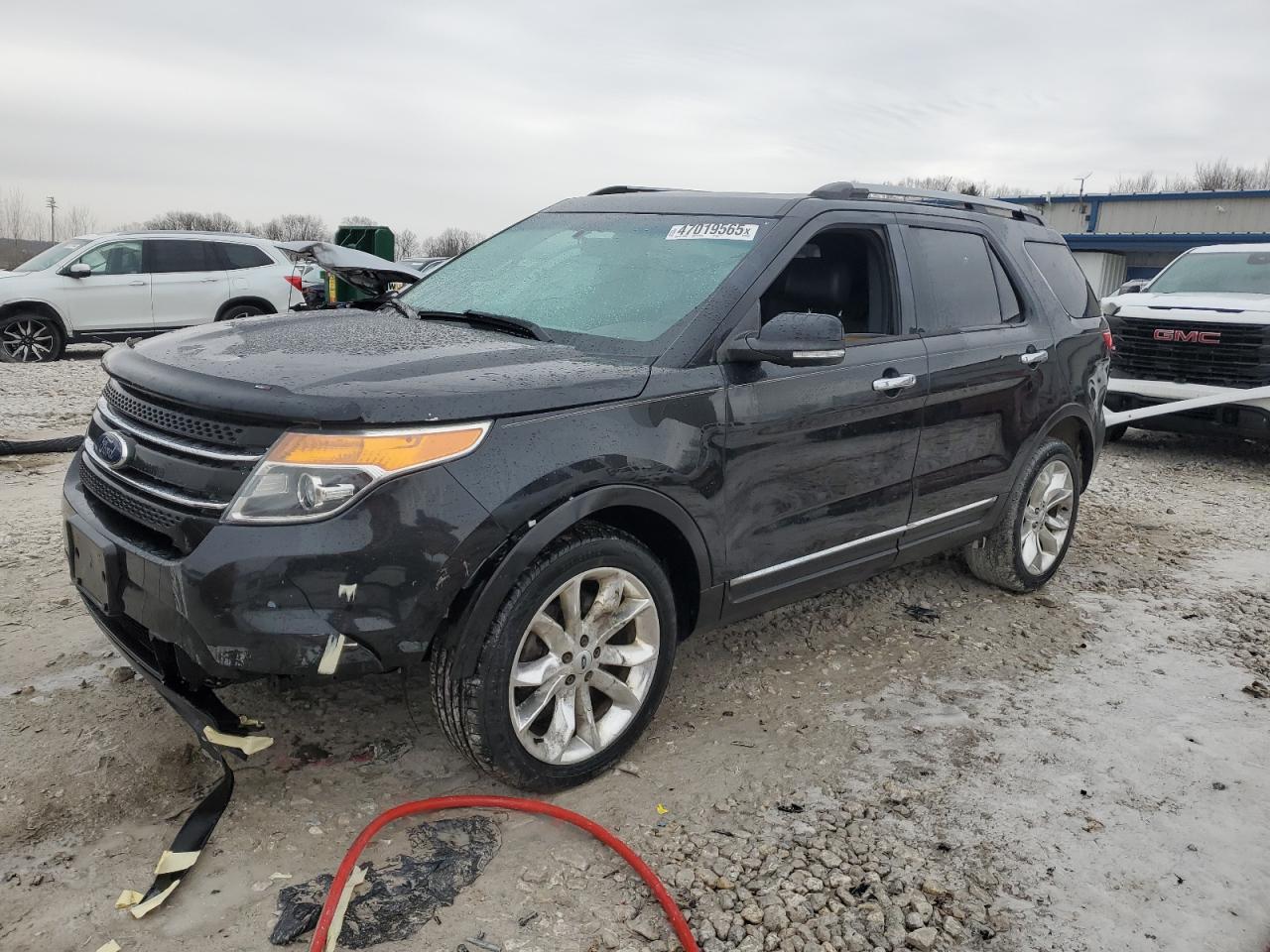 2015 Ford Explorer - Image 1