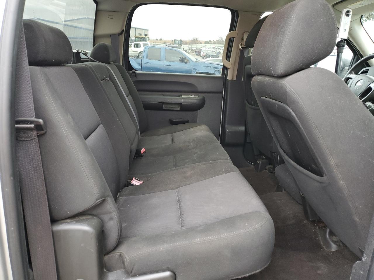2011 Chevrolet Silverado - Image 10
