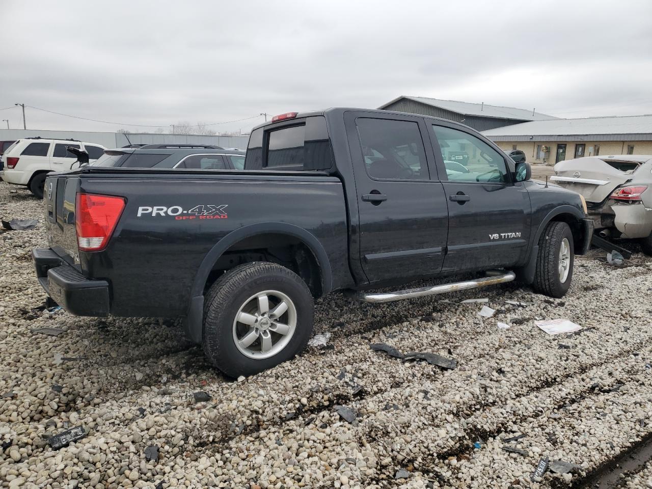 2012 Nissan Titan - Image 3