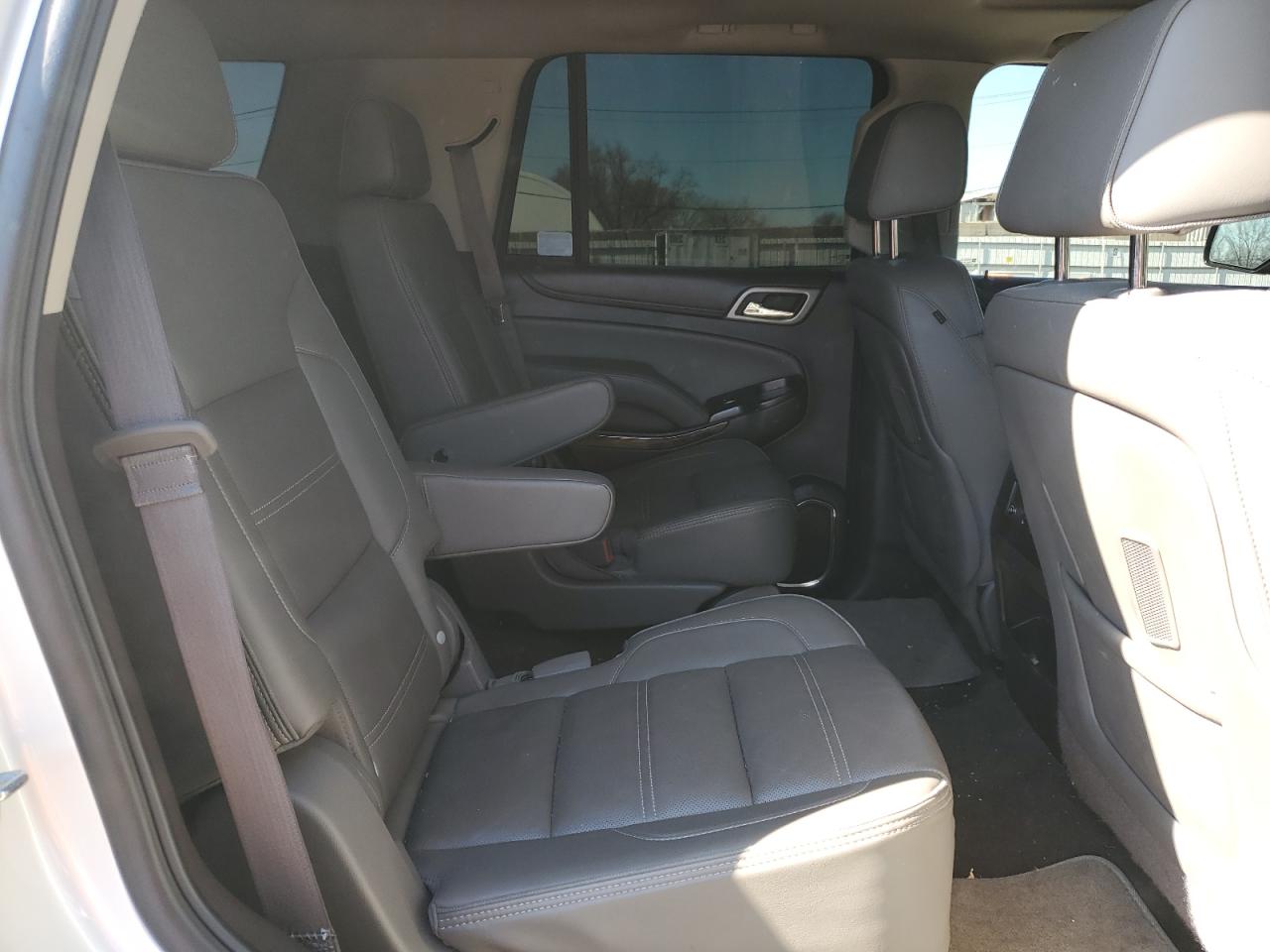 2015 GMC Yukon - Image 11