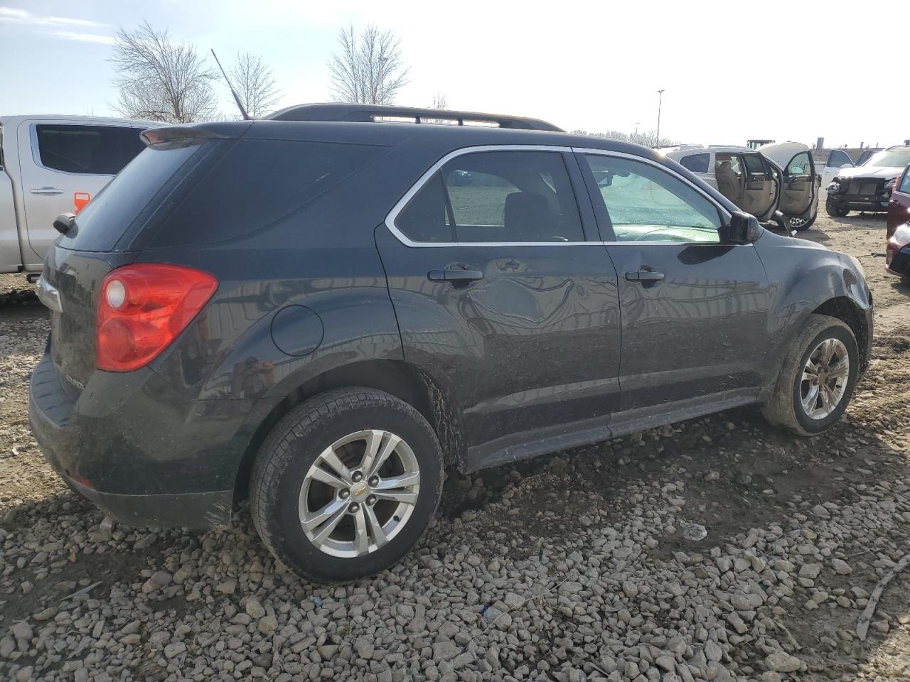 2011 Chevrolet Equinox - Image 3