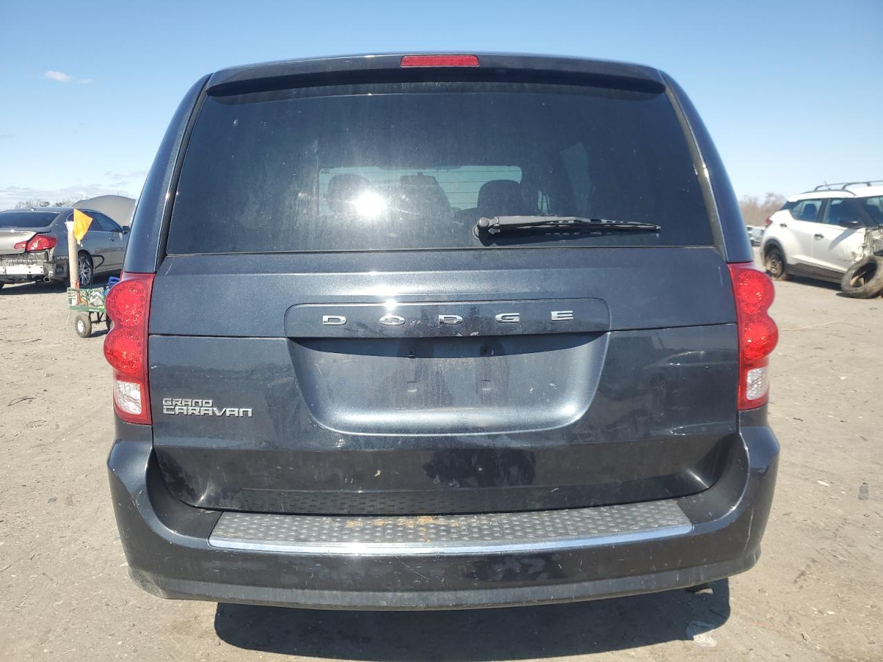 2013 Dodge Caravan - Image 6