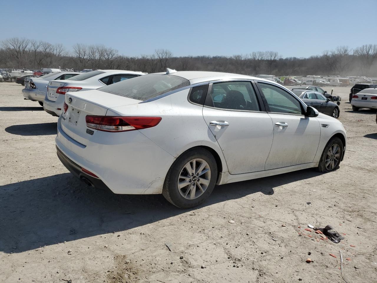 2016 Kia Optima - Image 3