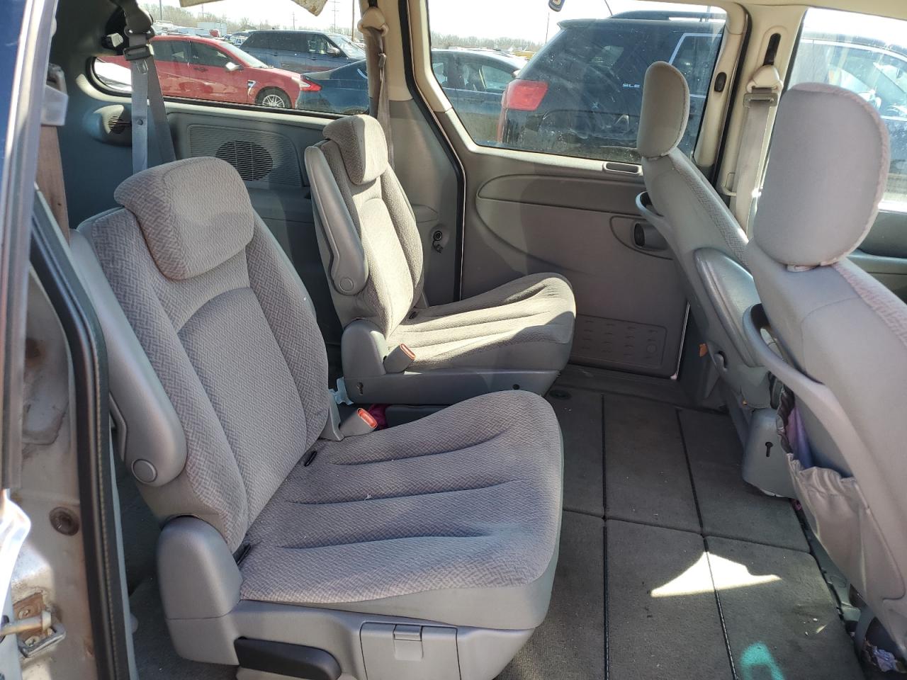 2007 Dodge Caravan - Image 11