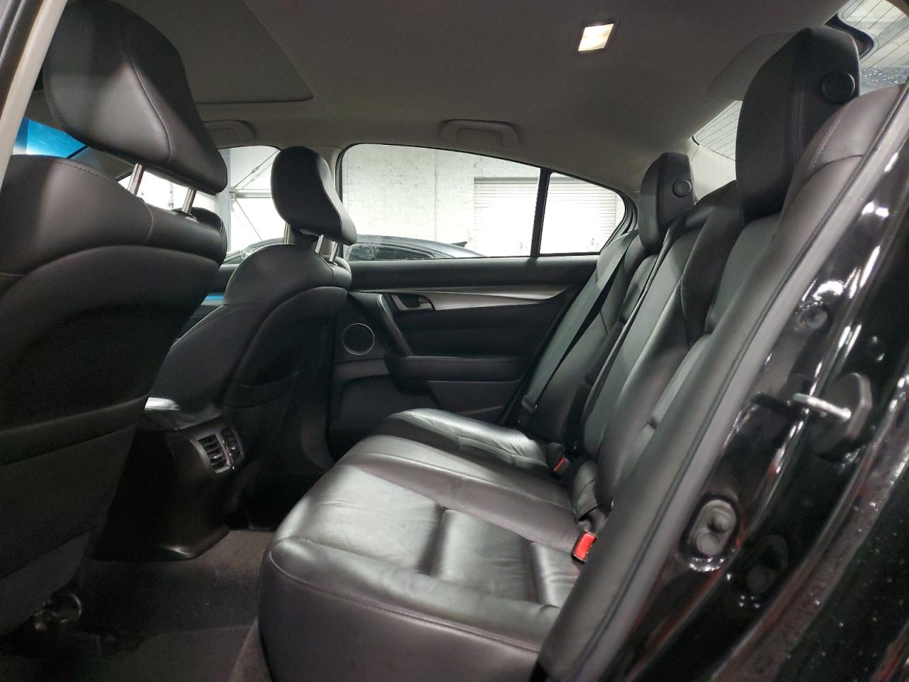 2009 Acura TL - Image 10