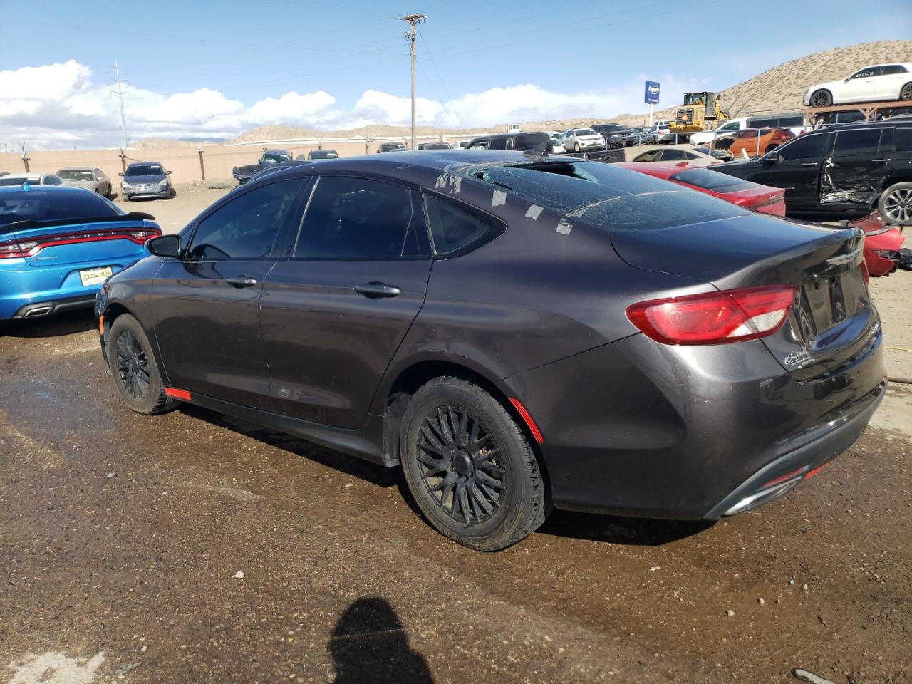 2015 Chrysler 200 - Image 2