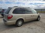 2005 Chrysler Town & Country Touring zu verkaufen in Wichita, KS - Front End
