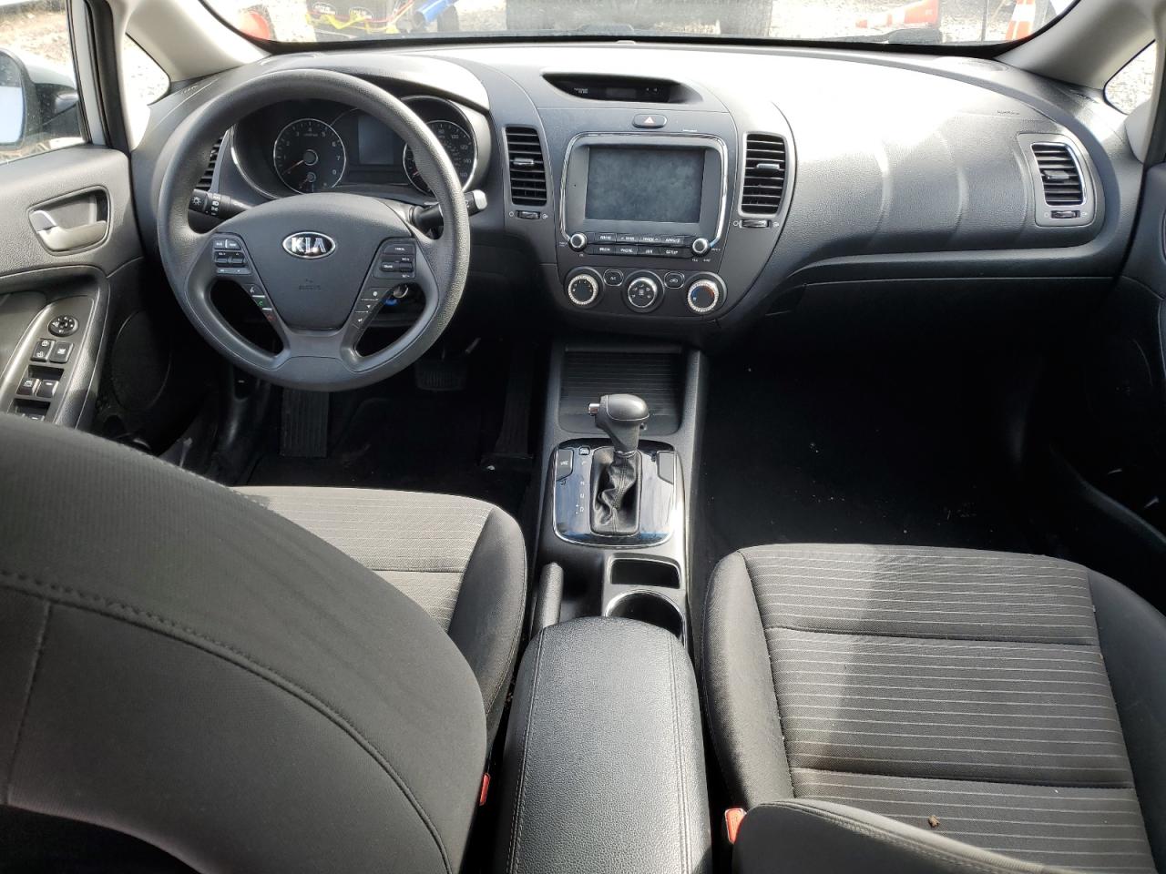 2018 Kia Forte - Image 8