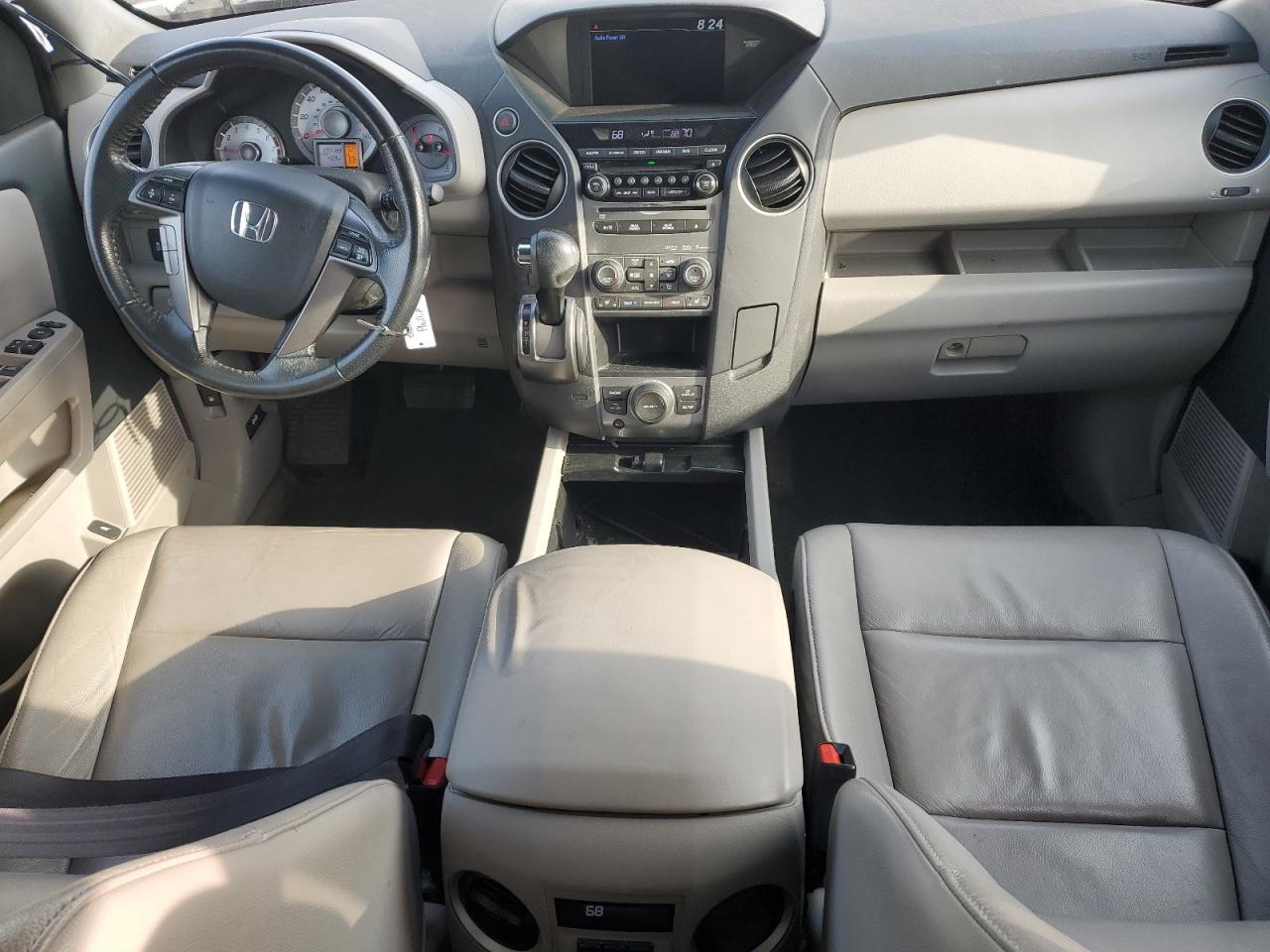 2015 Honda Pilot - Image 8