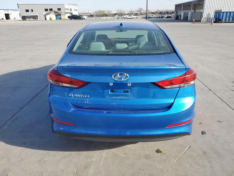  HYUNDAI ELANTRA 2017 Синий