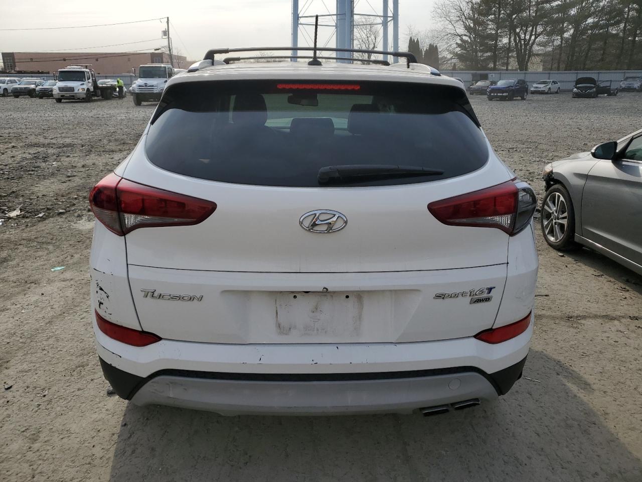 2017 Hyundai Tucson - Image 6