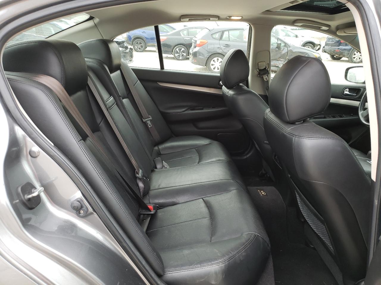 2013 Infiniti G - Image 10