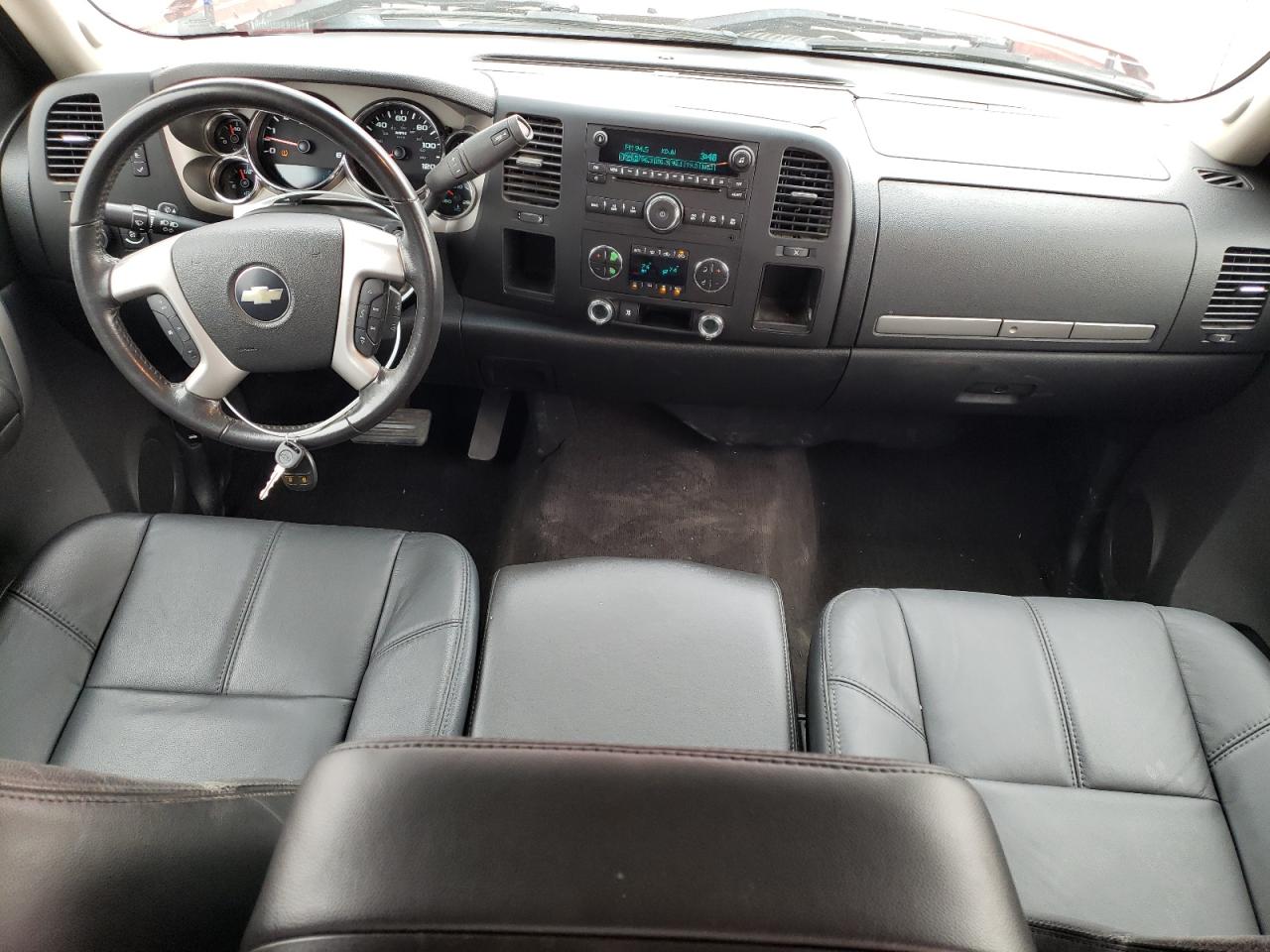 2009 Chevrolet Silverado - Image 8