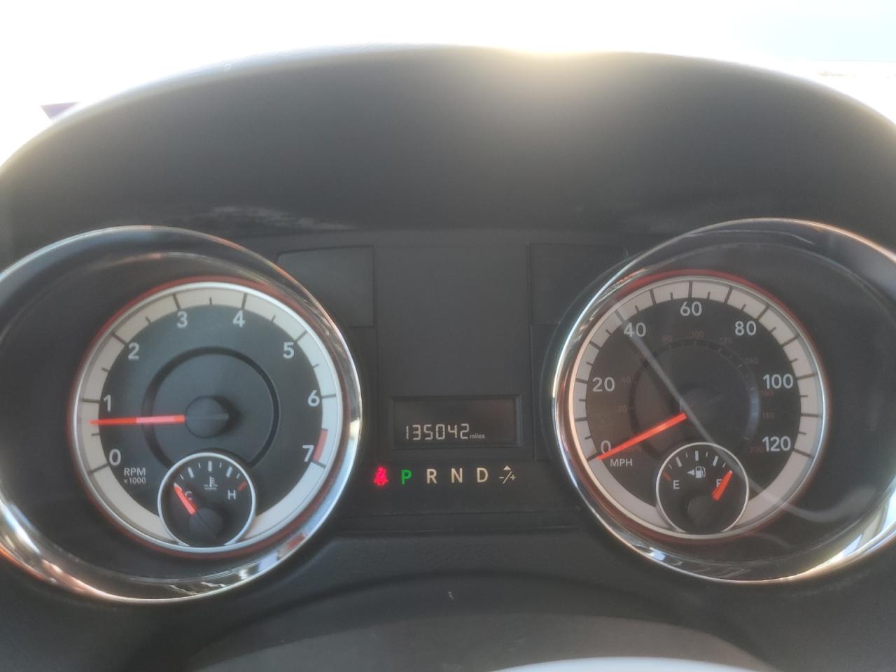 2016 Dodge Caravan - Image 9