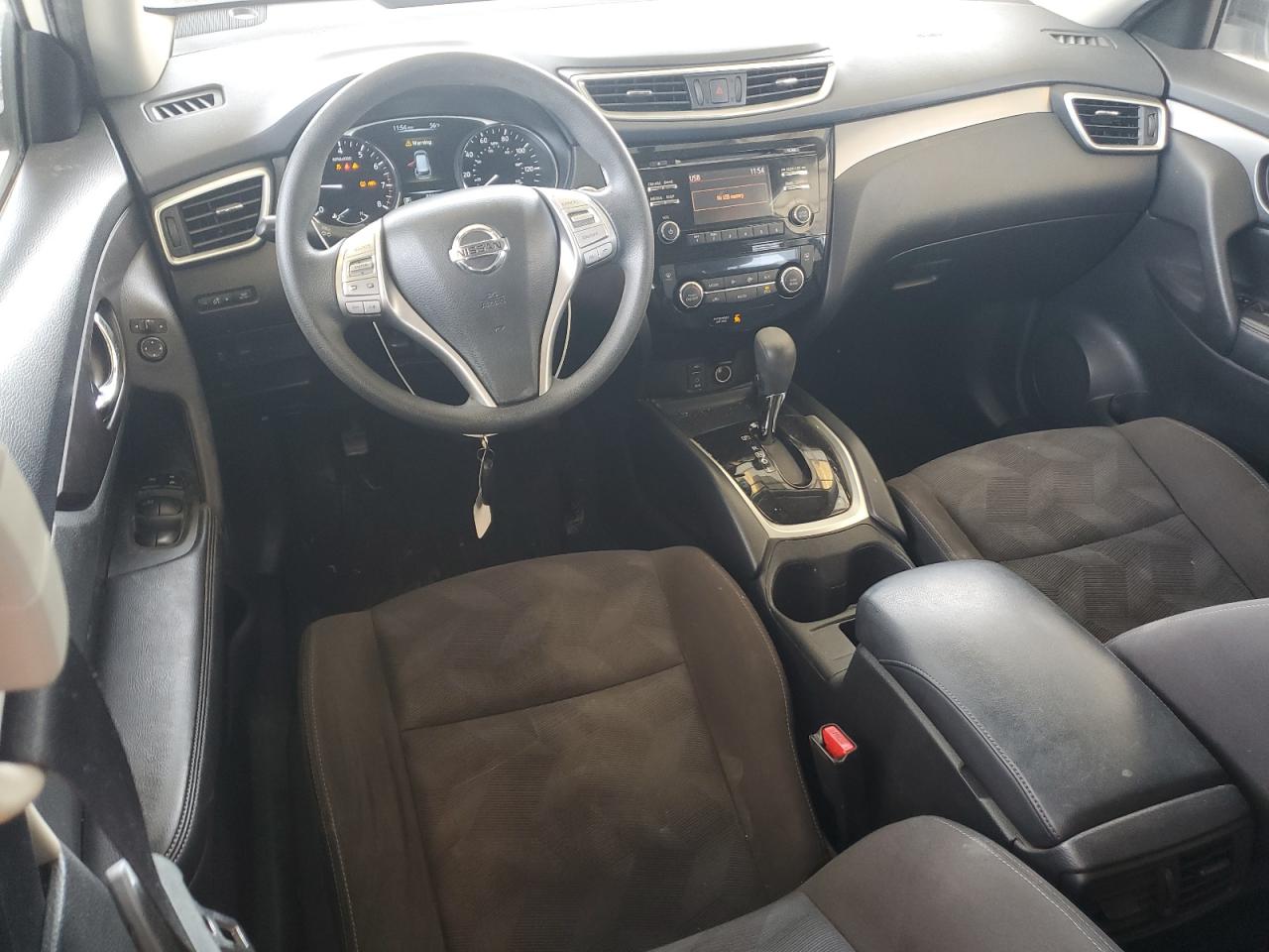 2015 Nissan Rogue - Image 8