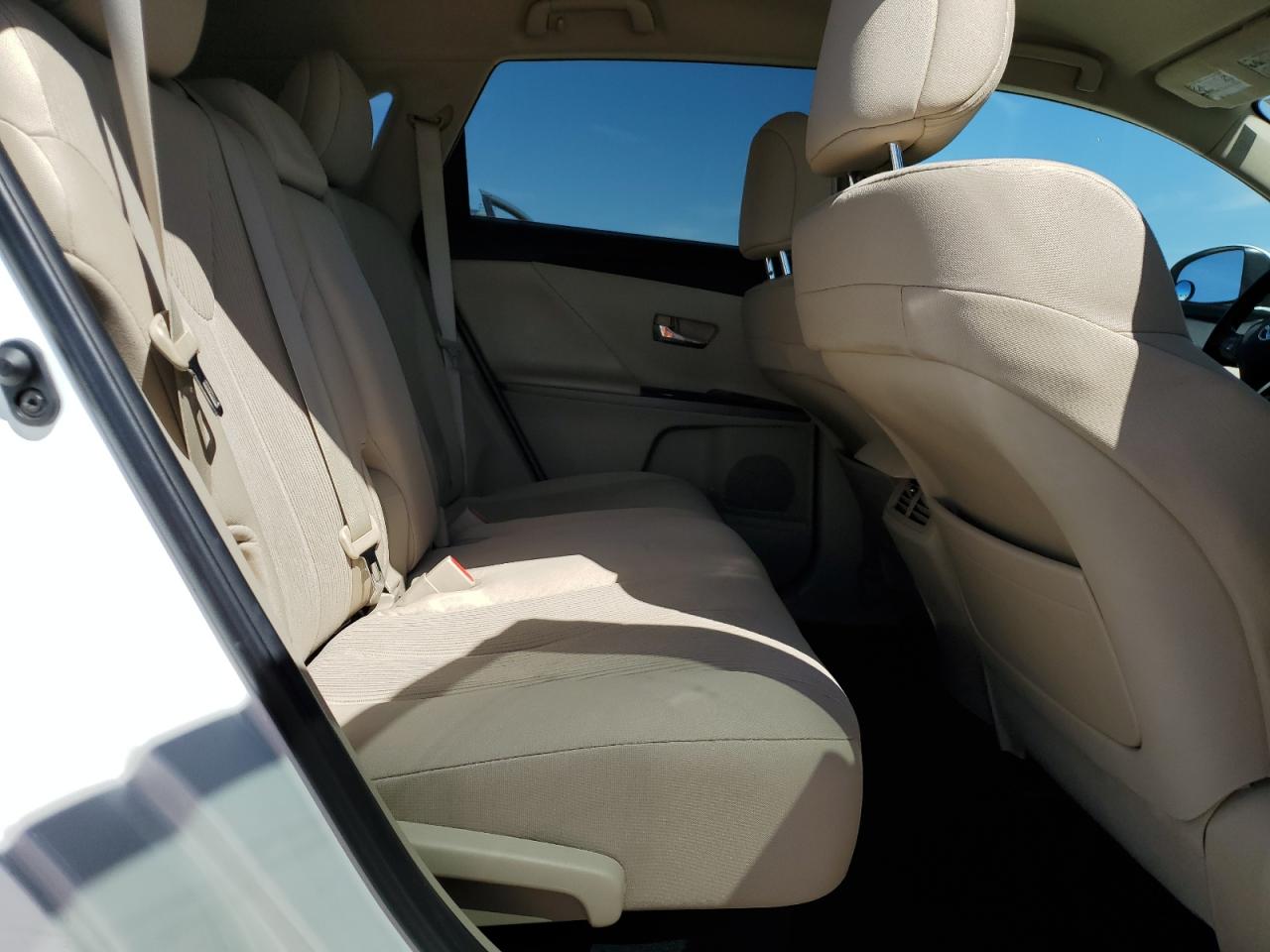 2011 Toyota Venza - Image 11