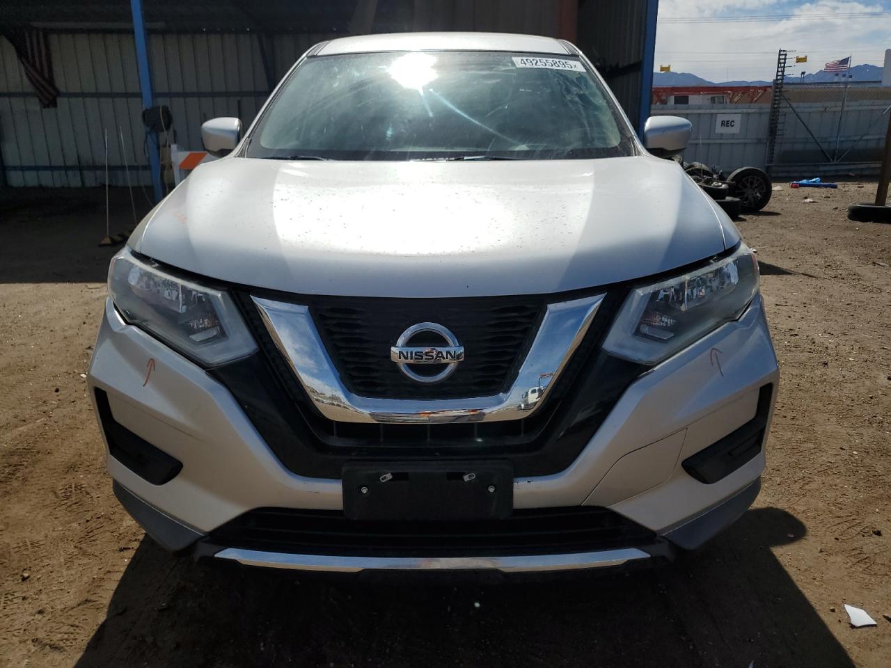 2017 Nissan Rogue - Image 5