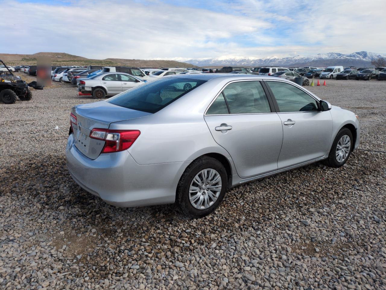 2014 Toyota Camry - Image 3