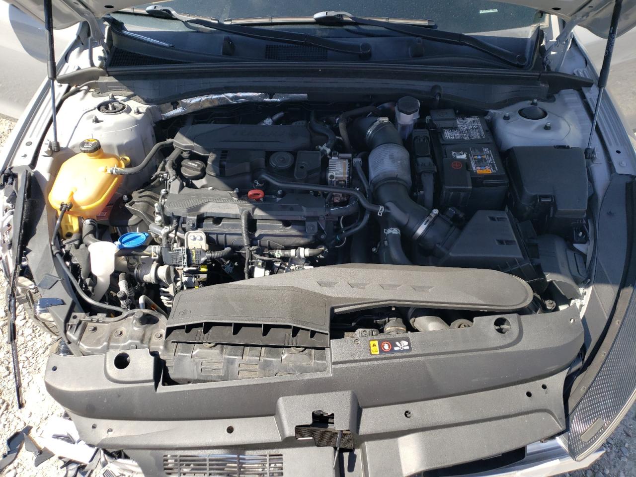 2021 Kia K5 - Image 12