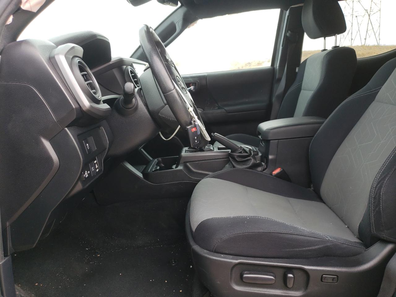 2020 Toyota Tacoma - Image 7