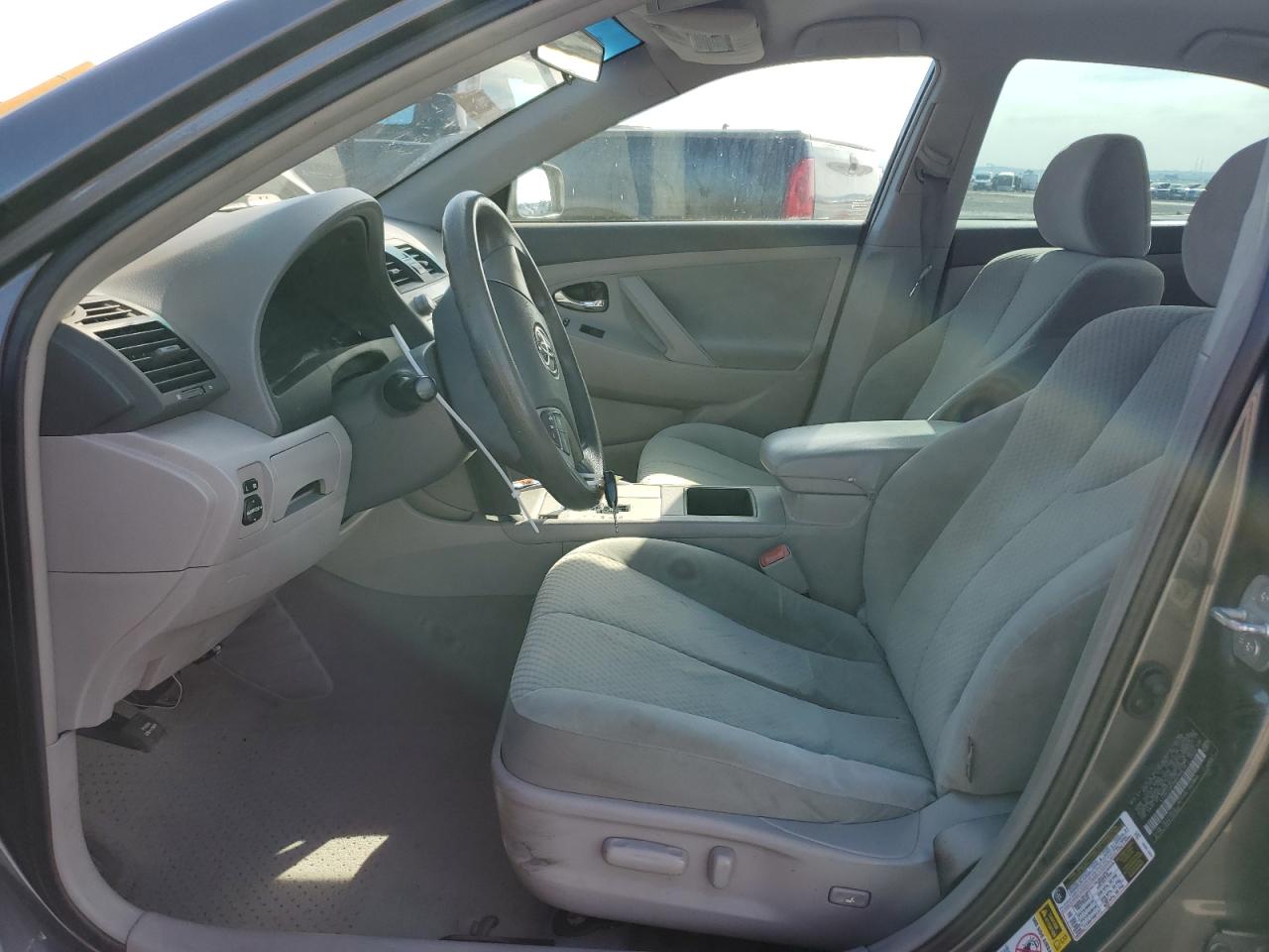 2009 Toyota Camry - Image 7