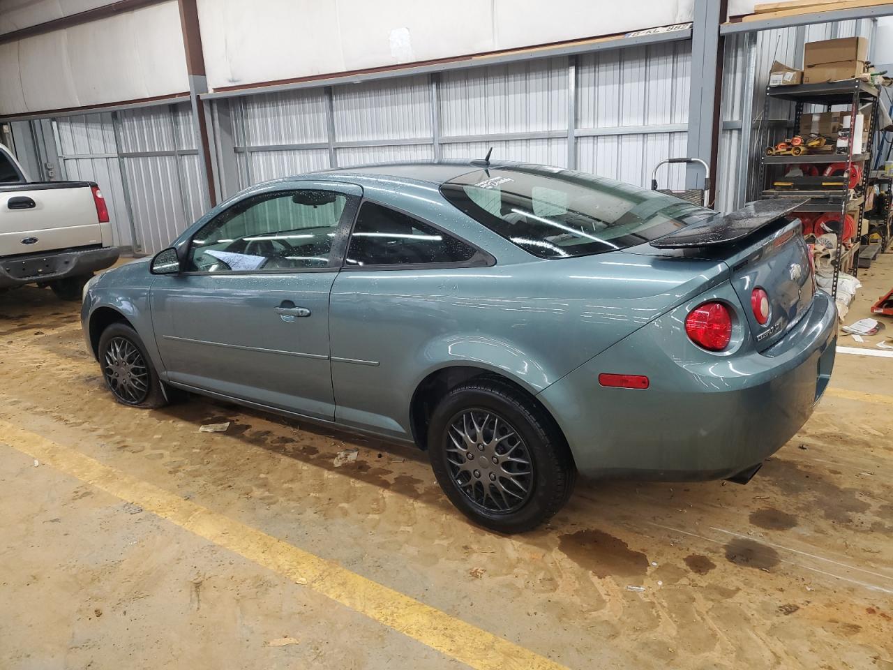 2010 Chevrolet Cobalt - Image 2