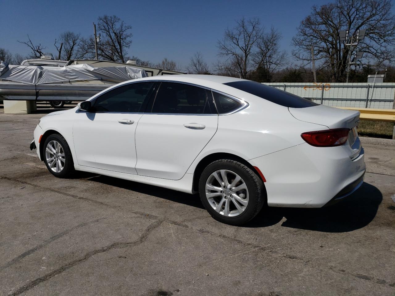 2015 Chrysler 200 - Image 2