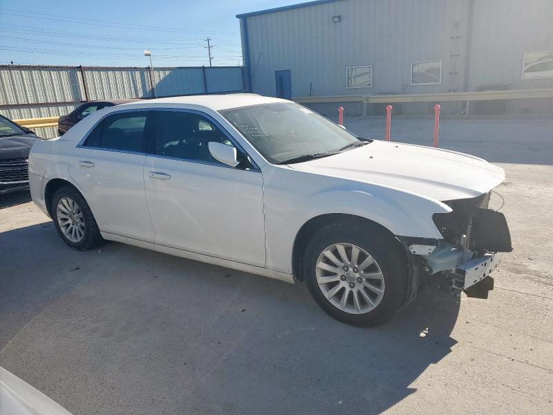 CHRYSLER 300 2013 White