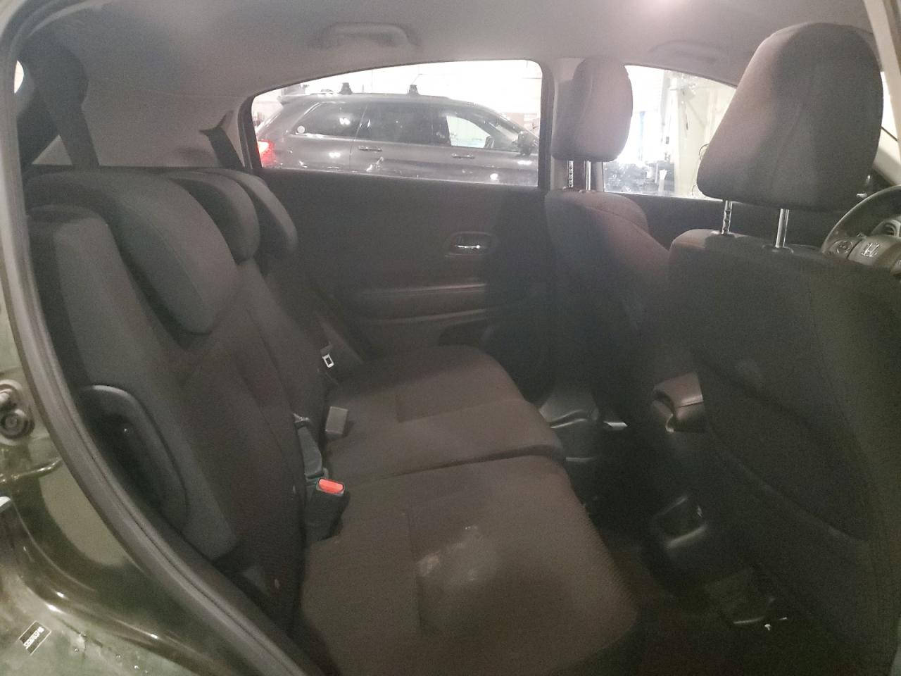2016 Honda HR-V - Image 11