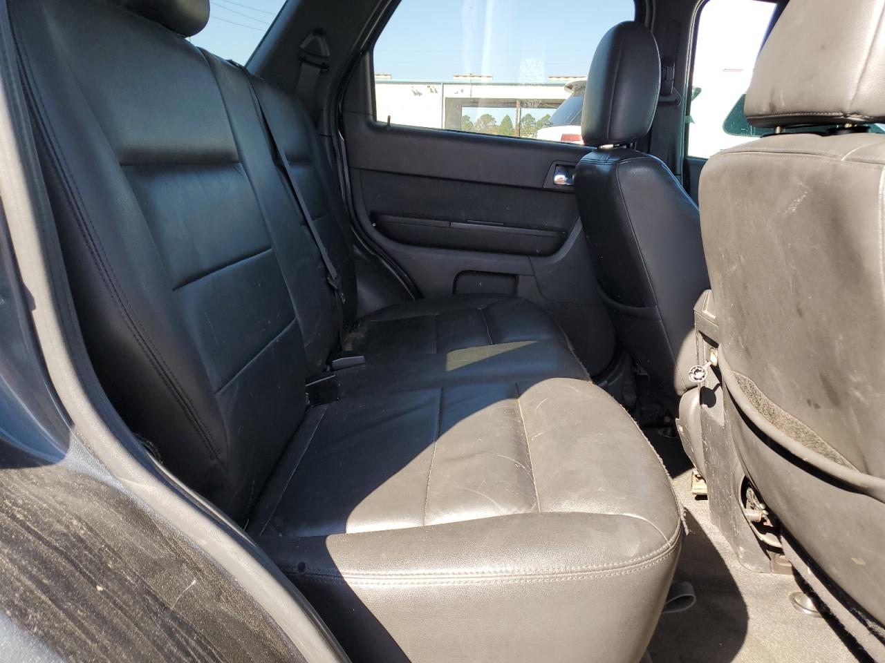 2009 Ford Escape - Image 11