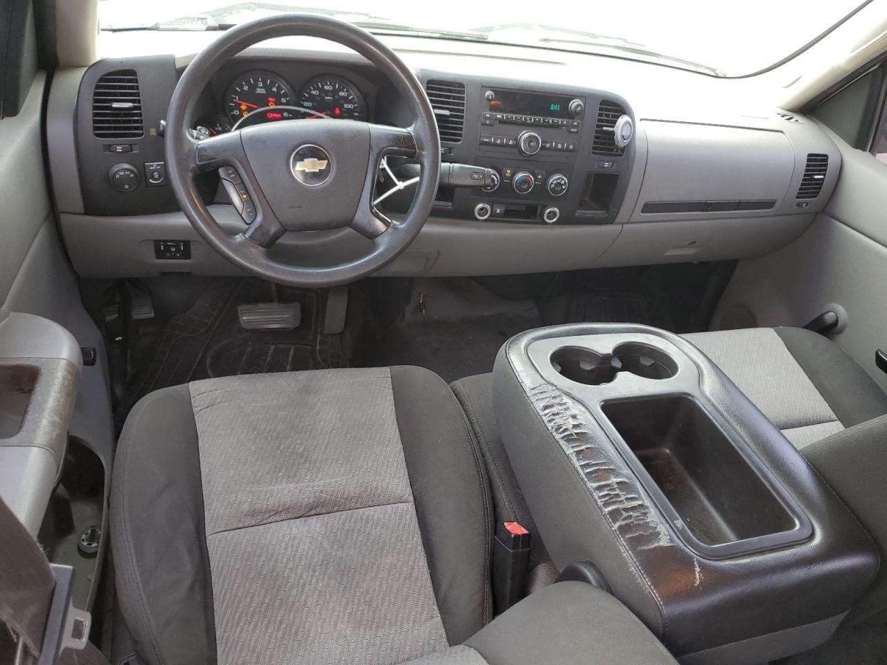 2009 Chevrolet Silverado - Image 8