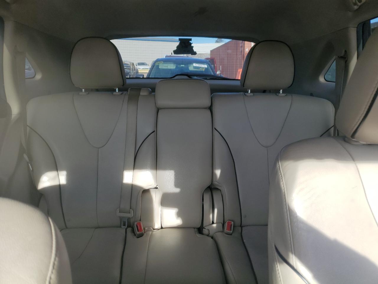 2011 Toyota Venza - Image 10