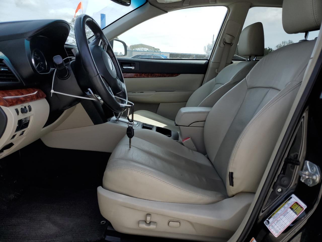 2012 Subaru Outback - Image 7