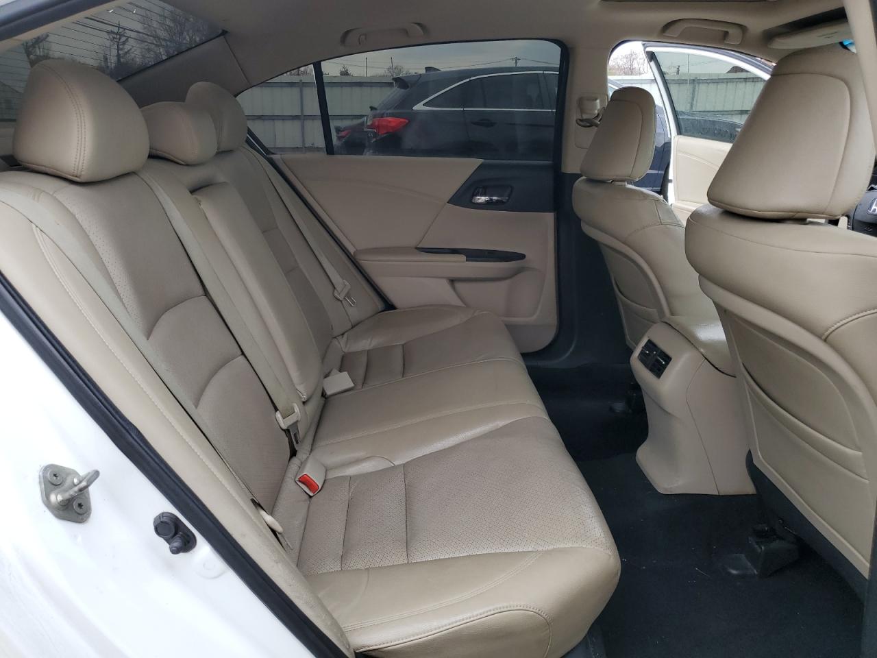 2013 Honda Accord - Image 10