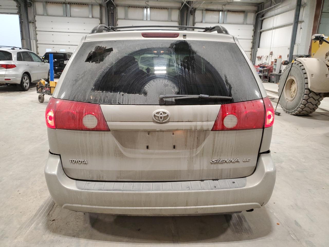2008 Toyota Sienna - Image 6