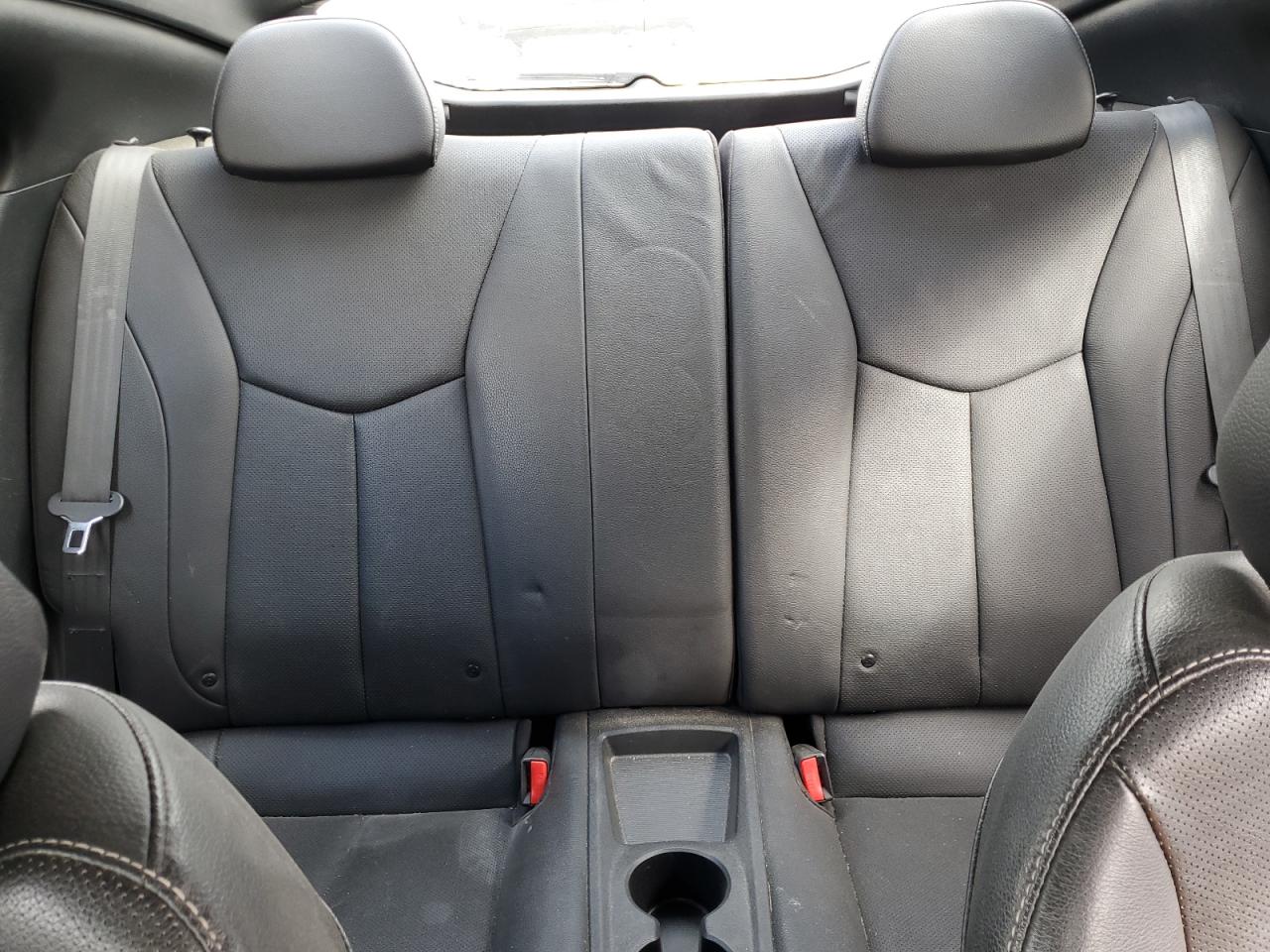 2013 Hyundai Veloster - Image 10