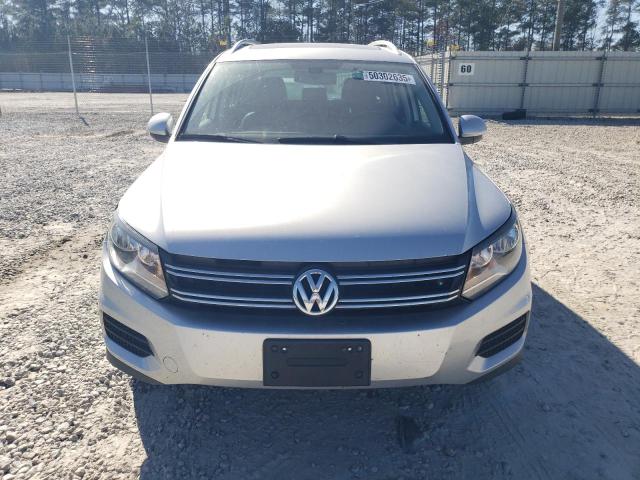  VOLKSWAGEN TIGUAN 2017 Srebrny
