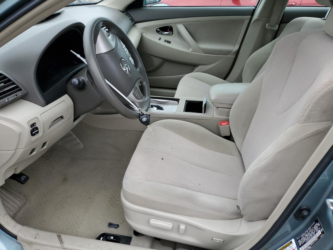 2010 Toyota Camry - Image 7