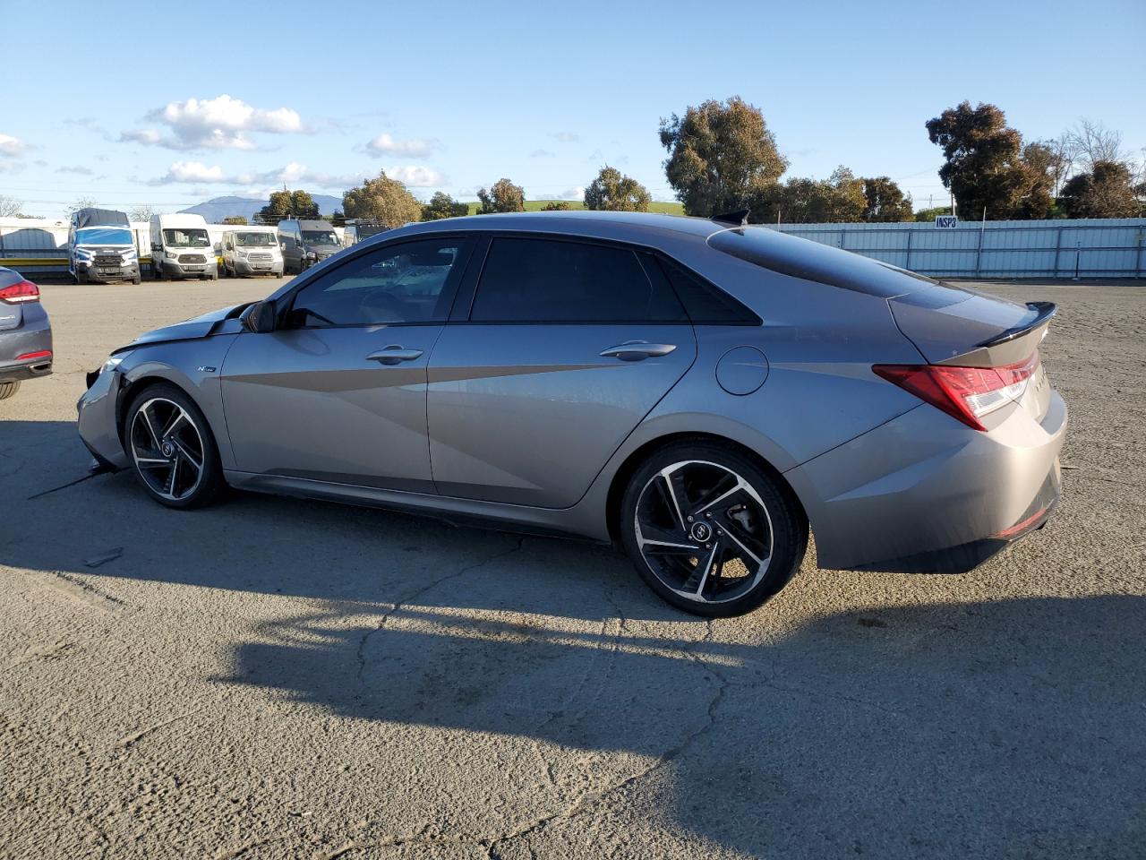 2023 Hyundai Elantra - Image 2
