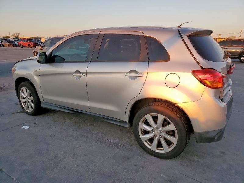 Parquets MITSUBISHI OUTLANDER 2014 Srebrny